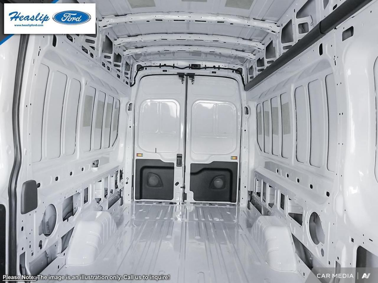 2024 Ford E-Transit Cargo Van BASE Photo5