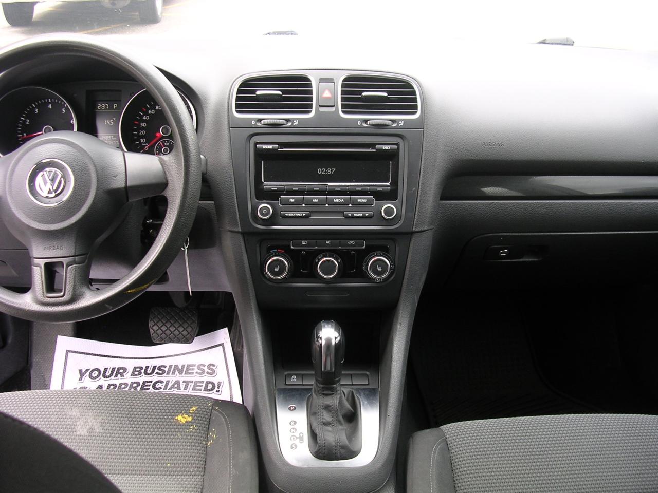 2012 Volkswagen Golf Wagon Trendline - Photo #7