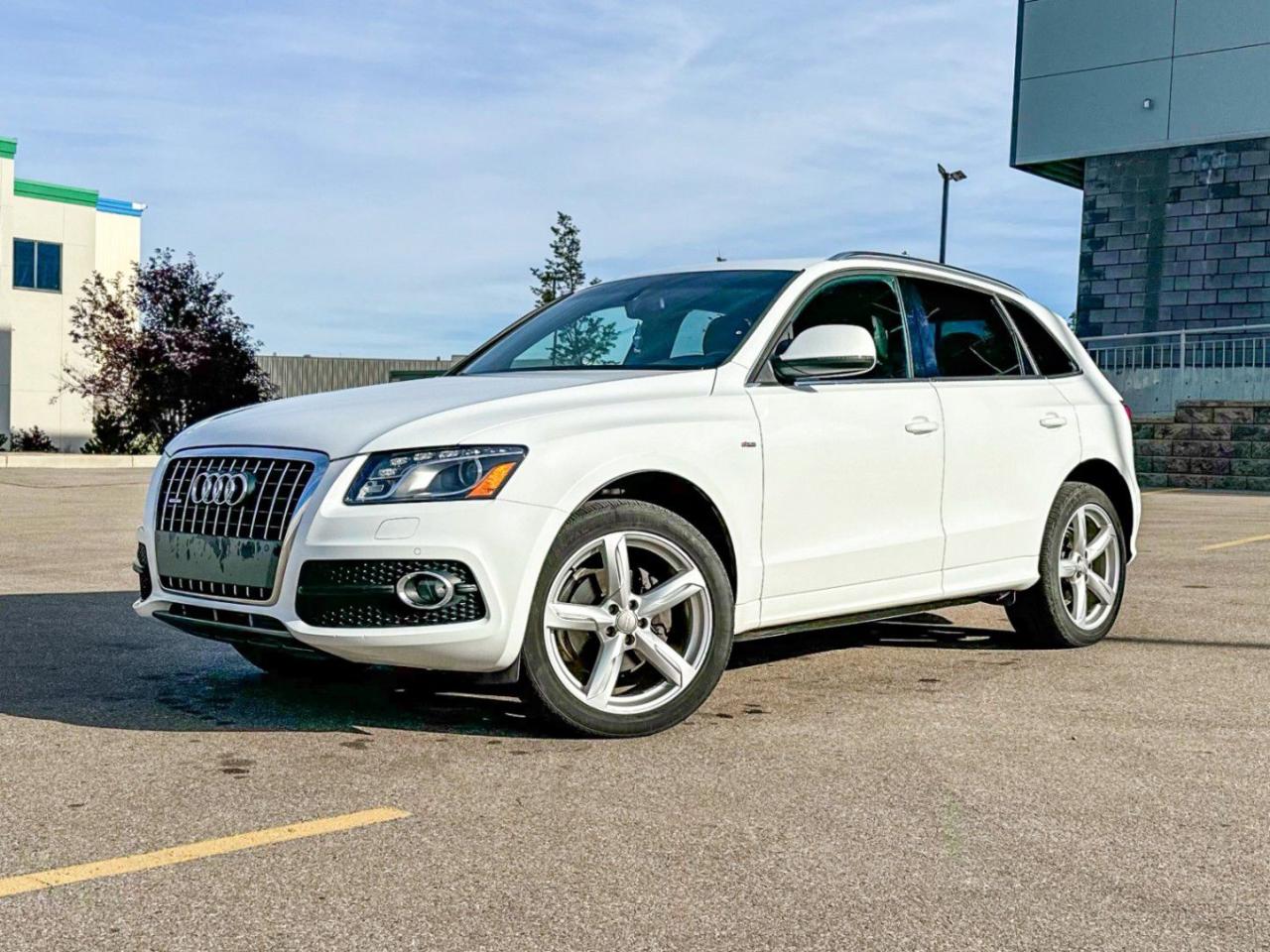 Used 2012 Audi Q5 S - LINE PRESTIGE AWD| LEATHER | MOONROOF | YEAR END BLOWOUT! for sale in Calgary, AB