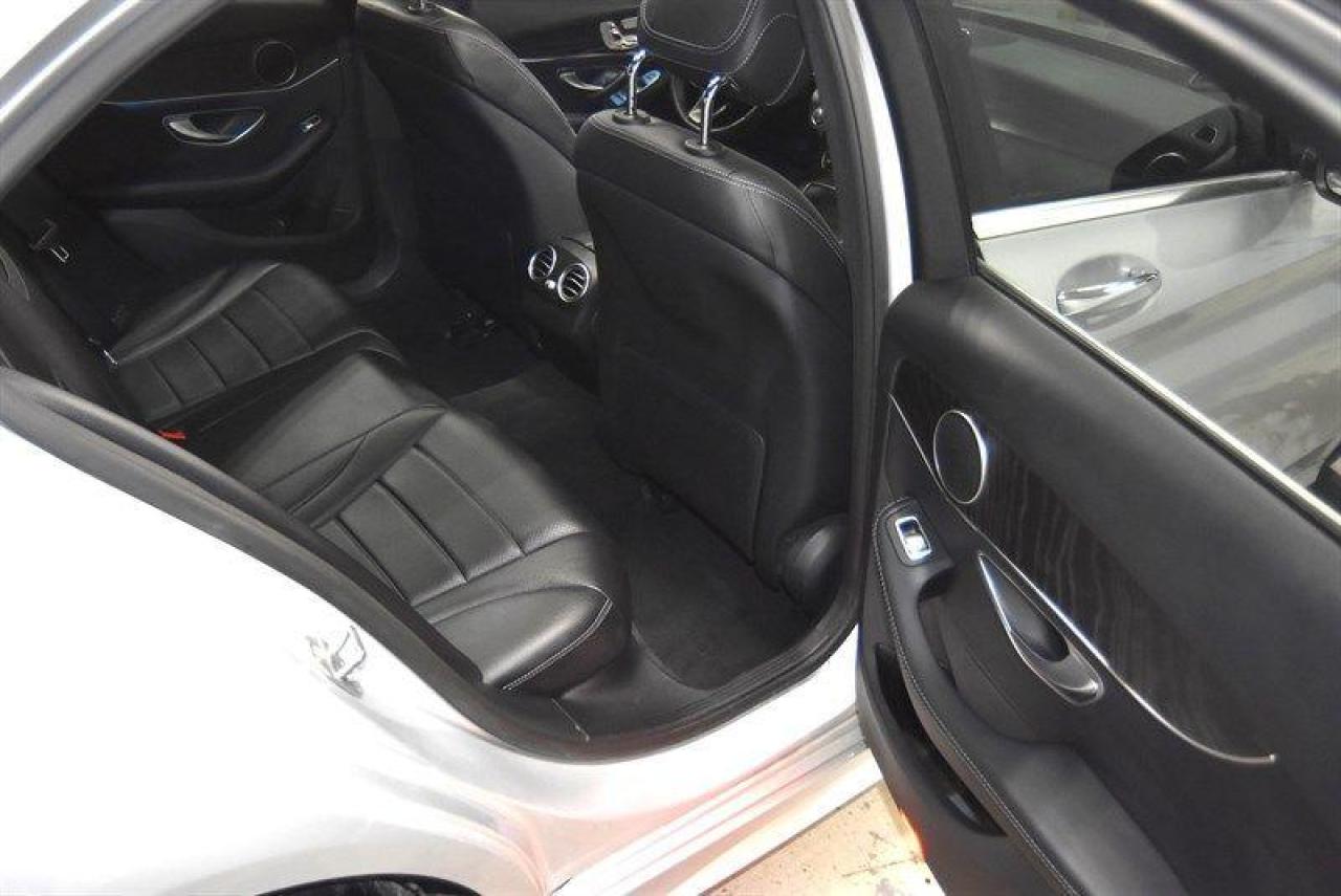 2018 Mercedes-Benz C-Class C 300 4MATIC Sedan - Photo #12
