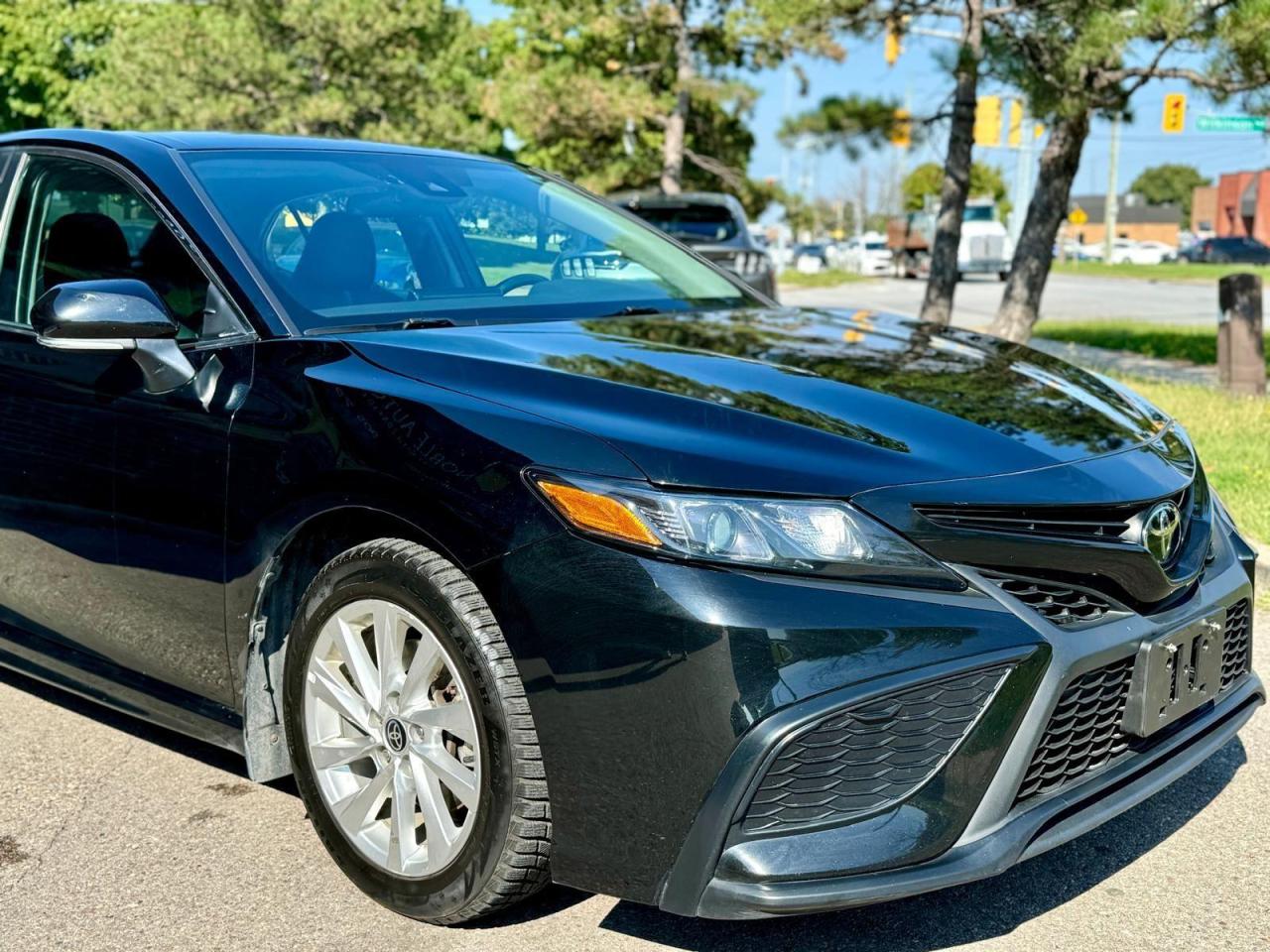 2021 Toyota Camry SE Photo4