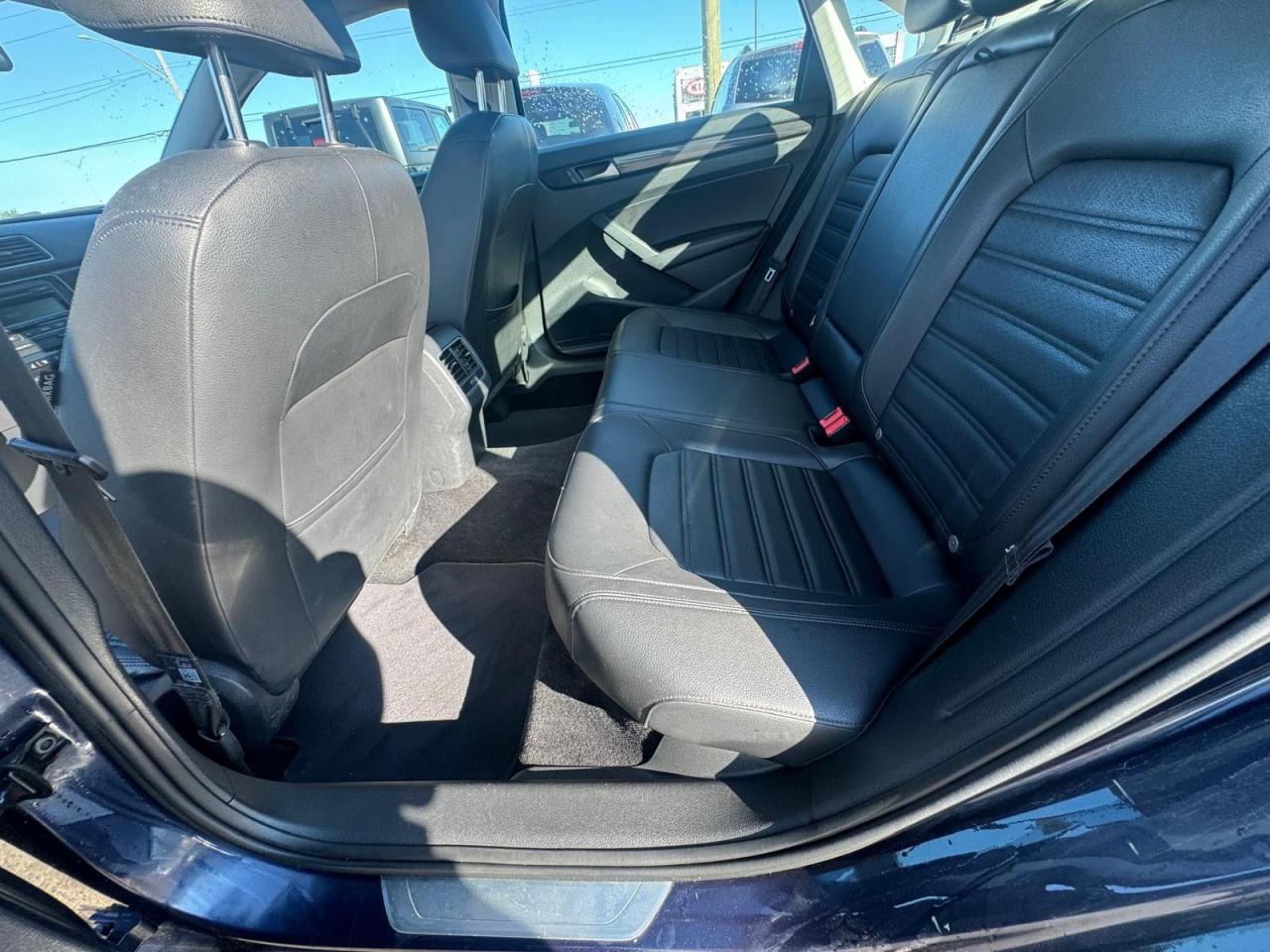 2014 Volkswagen Passat COMFORTLINE, LEATHER, SUNROOF, CERTIFIED - Photo #11