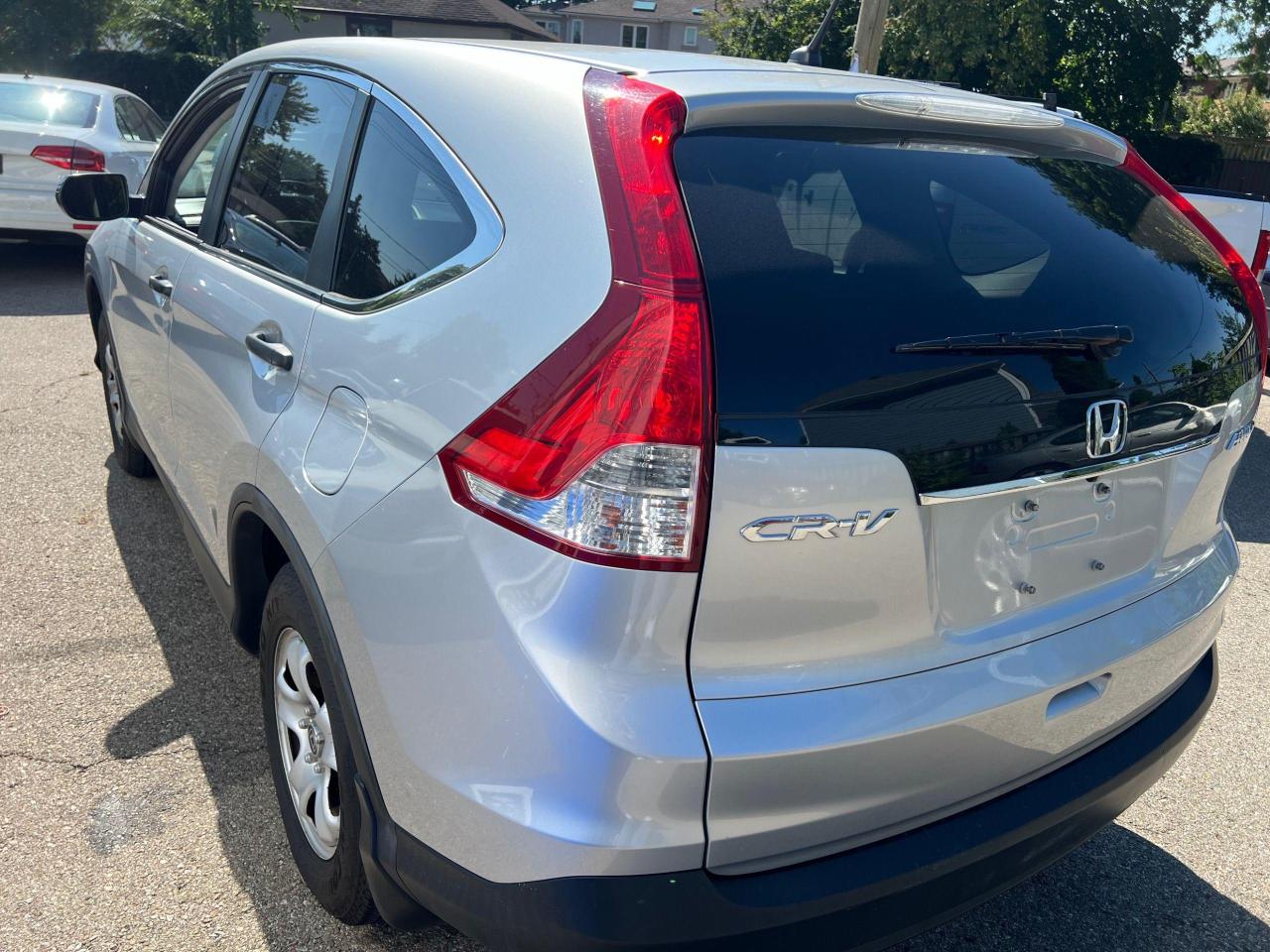2014 Honda CR-V LX - Photo #5
