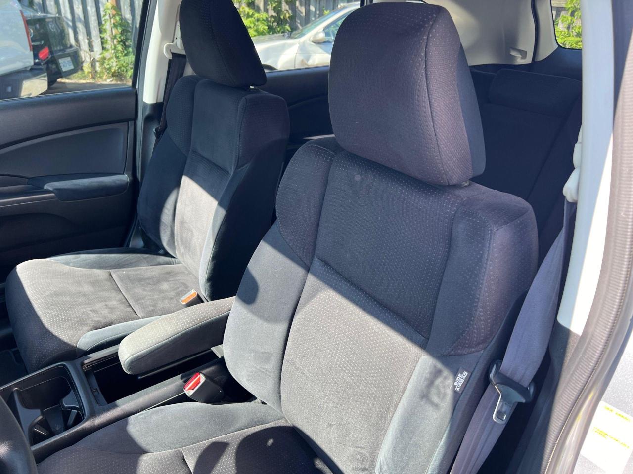 2014 Honda CR-V LX - Photo #12