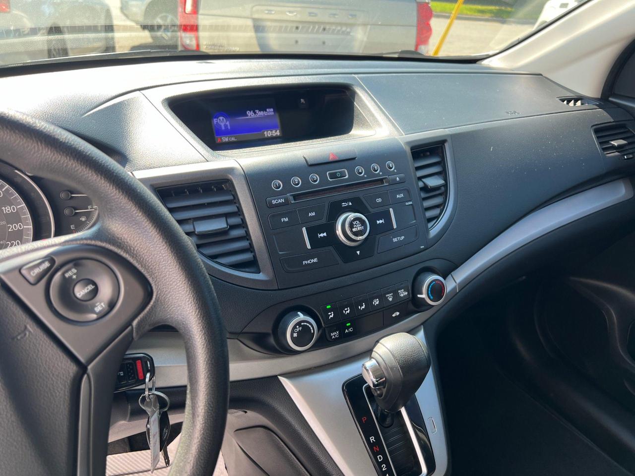 2014 Honda CR-V LX - Photo #14
