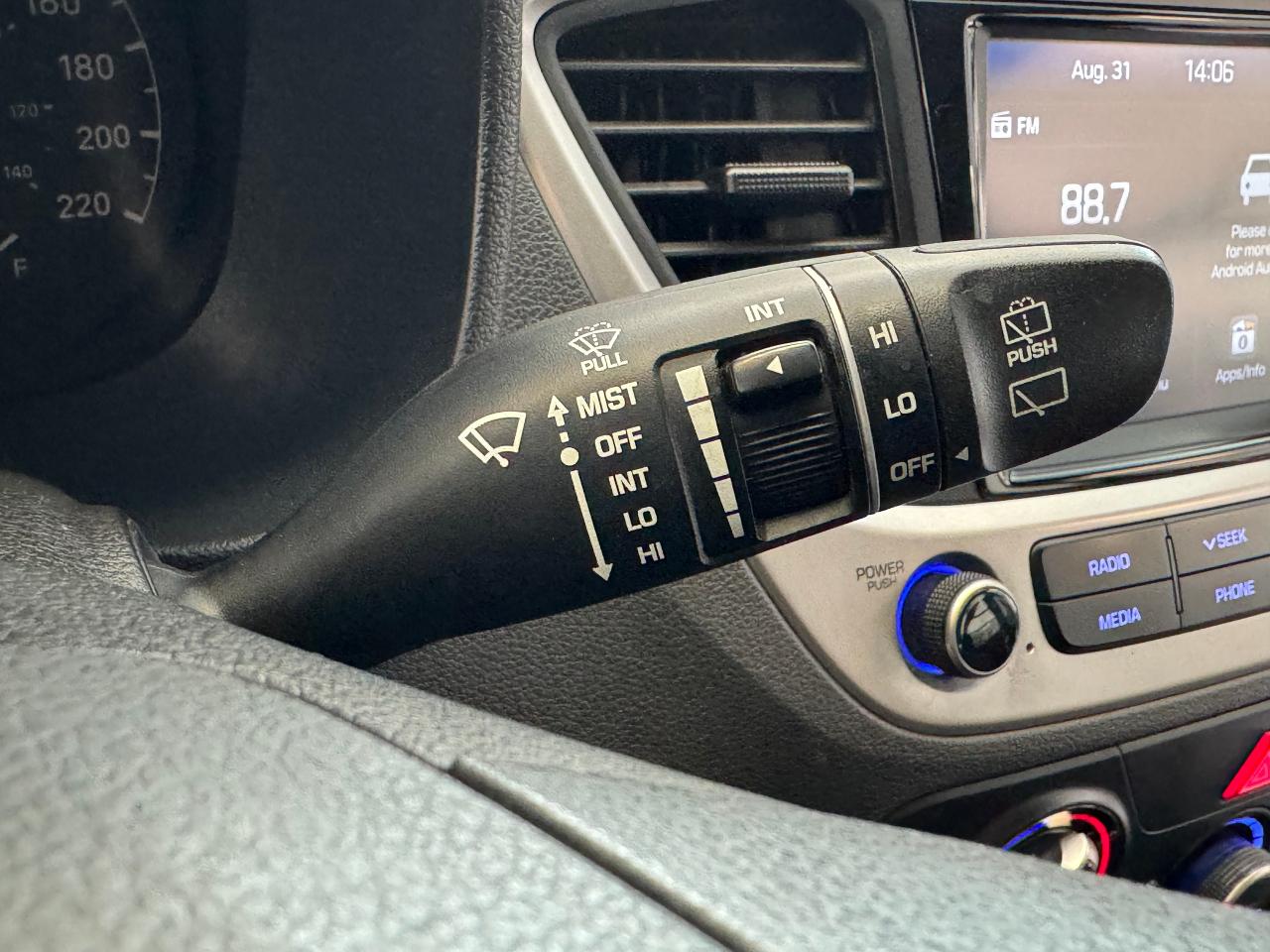 2019 Hyundai Accent Preferred+ApplePlay+Camera+New Tires+CLEAN CARFAX - Photo #39