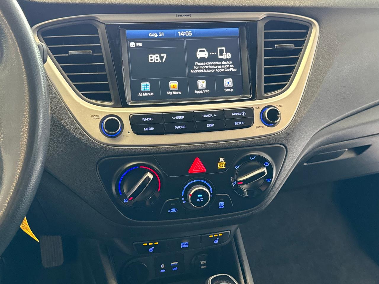 2019 Hyundai Accent Preferred+ApplePlay+Camera+New Tires+CLEAN CARFAX - Photo #11