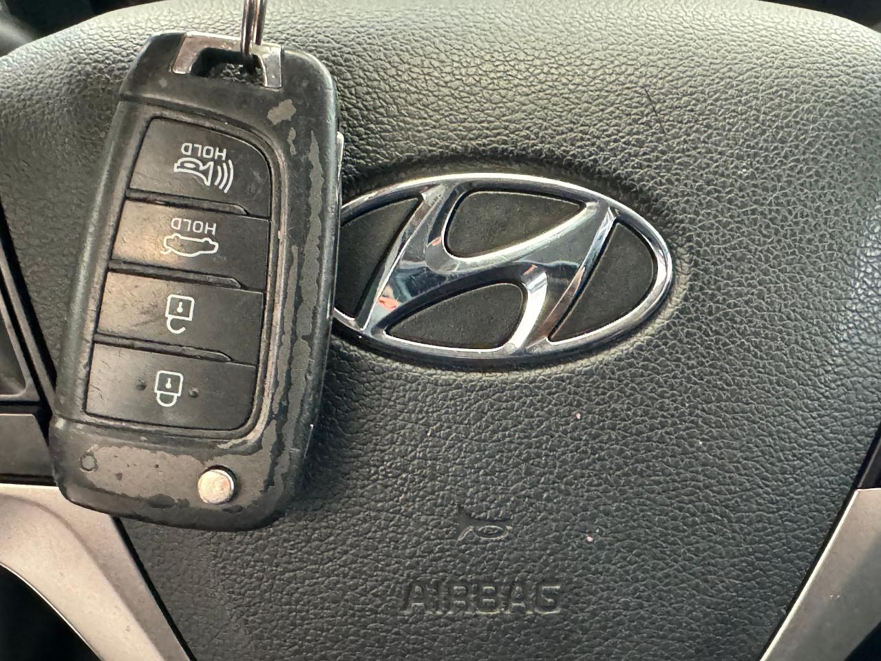 2019 Hyundai Accent Preferred+ApplePlay+Camera+New Tires+CLEAN CARFAX - Photo #15