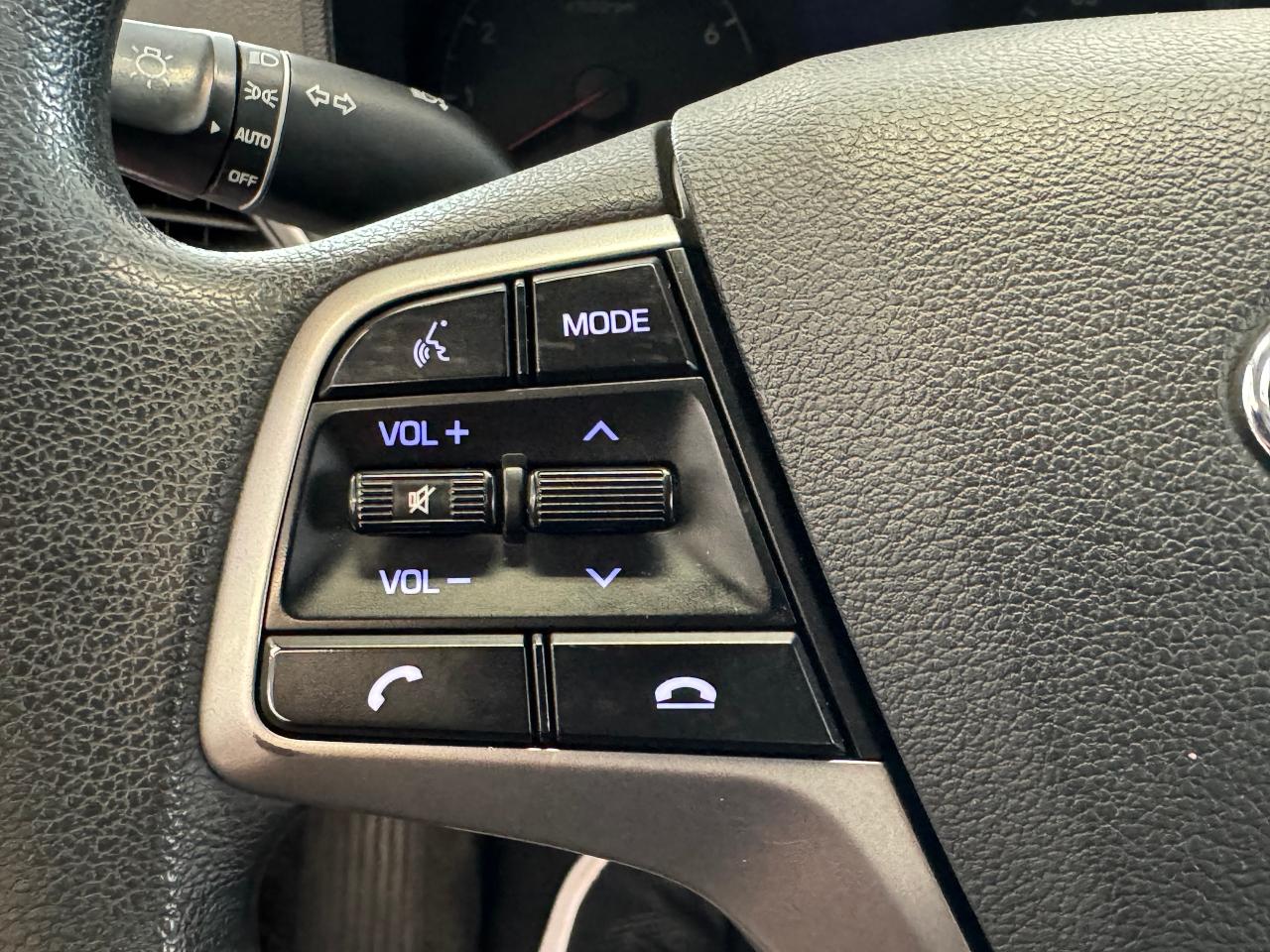 2019 Hyundai Accent Preferred+ApplePlay+Camera+New Tires+CLEAN CARFAX - Photo #38