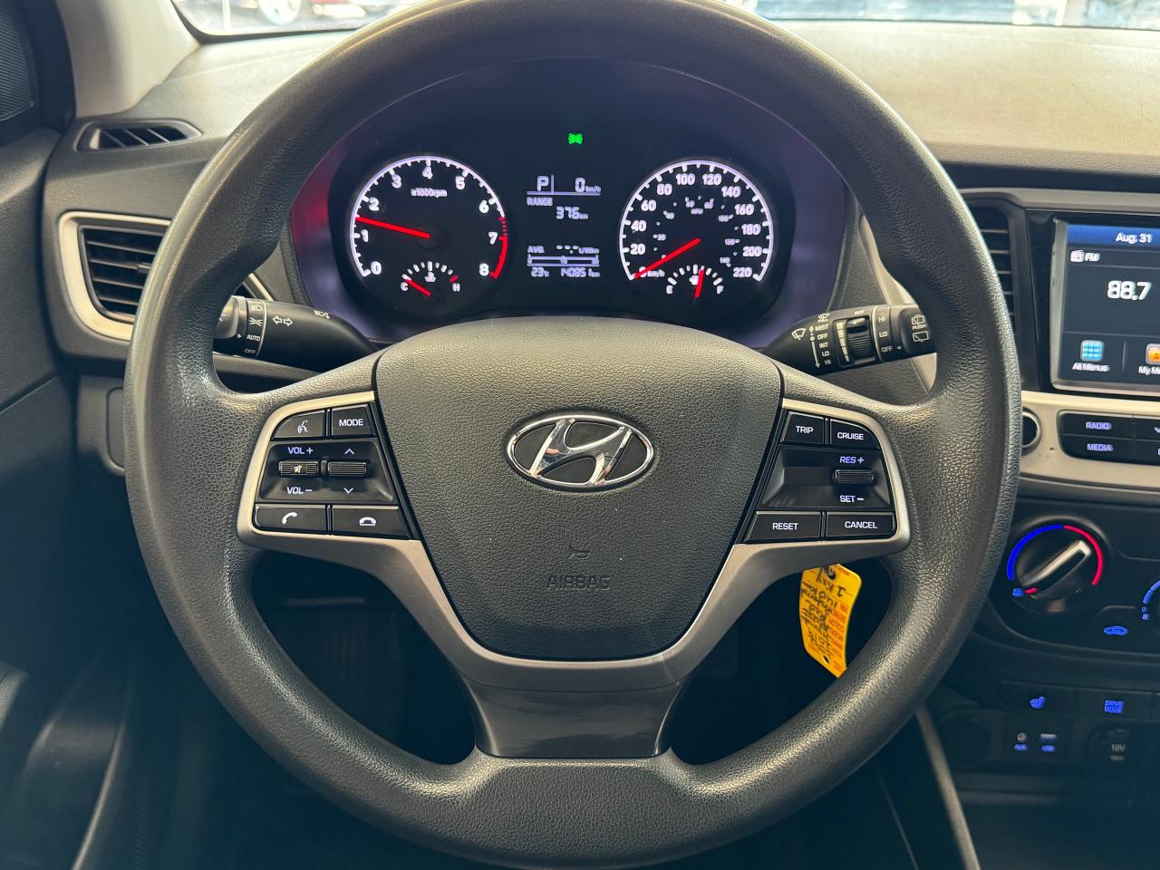 2019 Hyundai Accent Preferred+ApplePlay+Camera+New Tires+CLEAN CARFAX - Photo #10