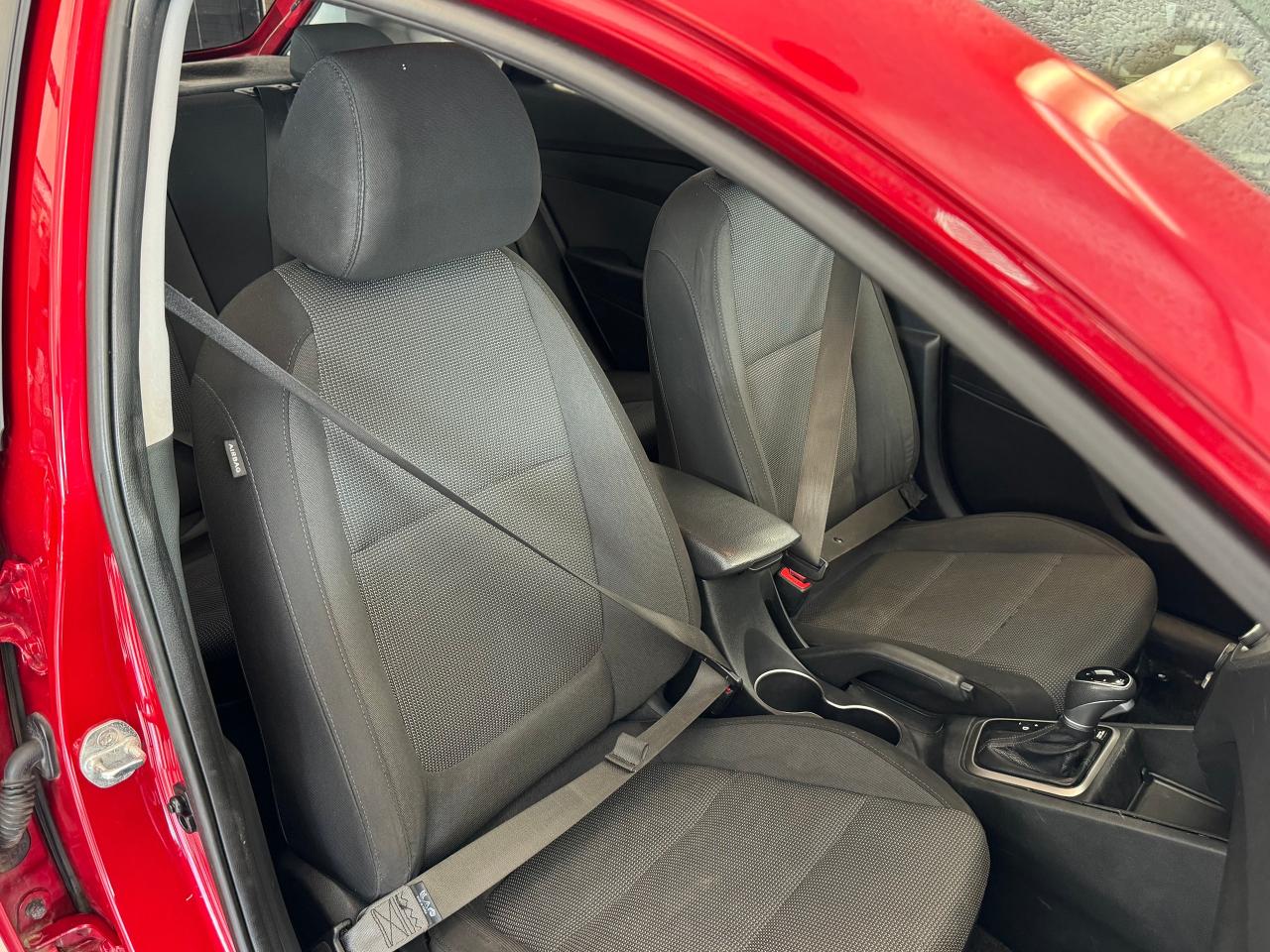 2019 Hyundai Accent Preferred+ApplePlay+Camera+New Tires+CLEAN CARFAX Photo22