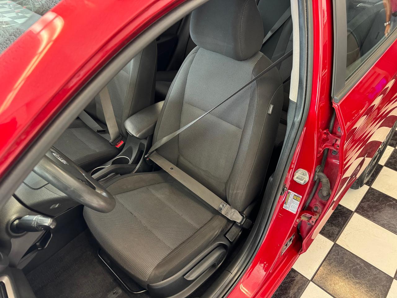 2019 Hyundai Accent Preferred+ApplePlay+Camera+New Tires+CLEAN CARFAX - Photo #19
