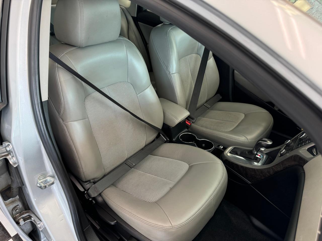 2017 Buick Verano Convenience+New Tires+Camera+Heated Seats - Photo #19