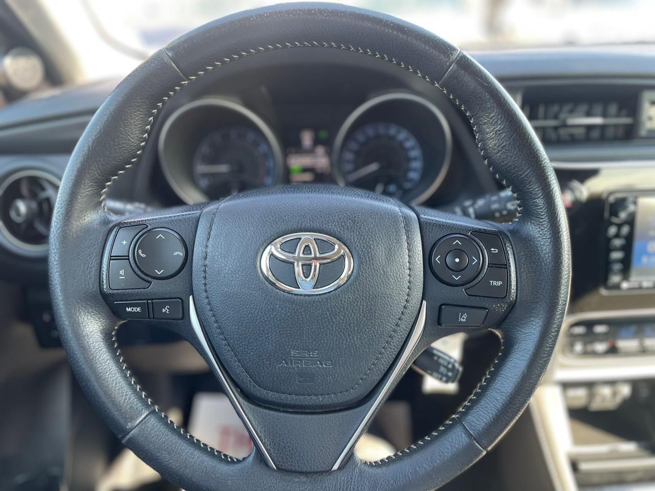 2018 Toyota Corolla iM AUTO NO ACCIDENT BLUETOOTH LANE KEEP BACKUP CAMERA - Photo #17