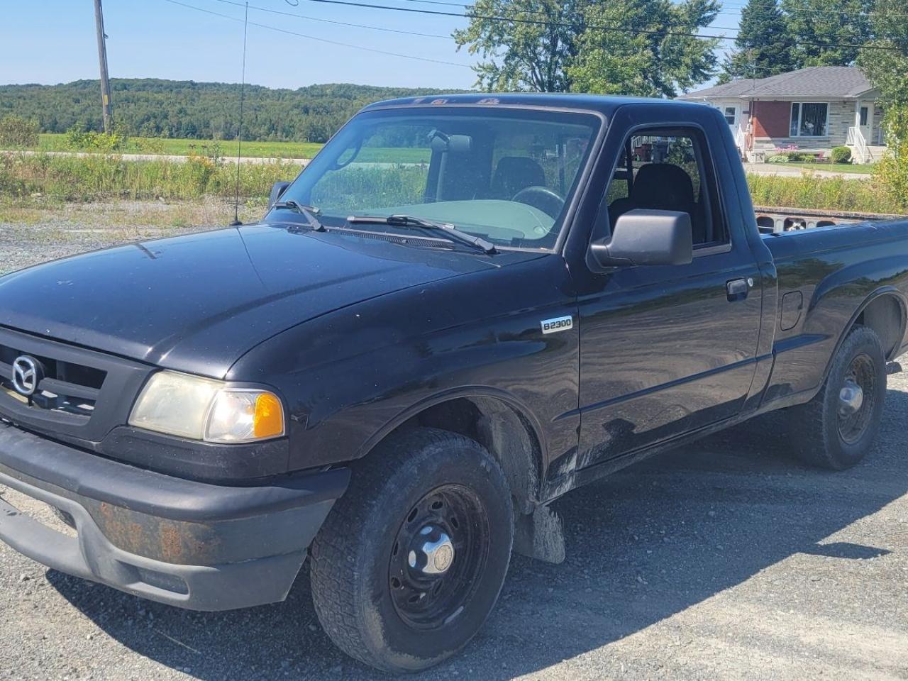 Used 2009 Mazda Truck B2300 for sale in Sherbrooke, QC