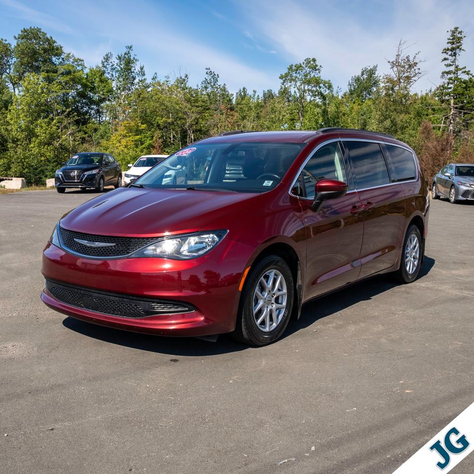 Used 2021 Chrysler Grand Caravan SXT 2WD for sale in Truro, NS