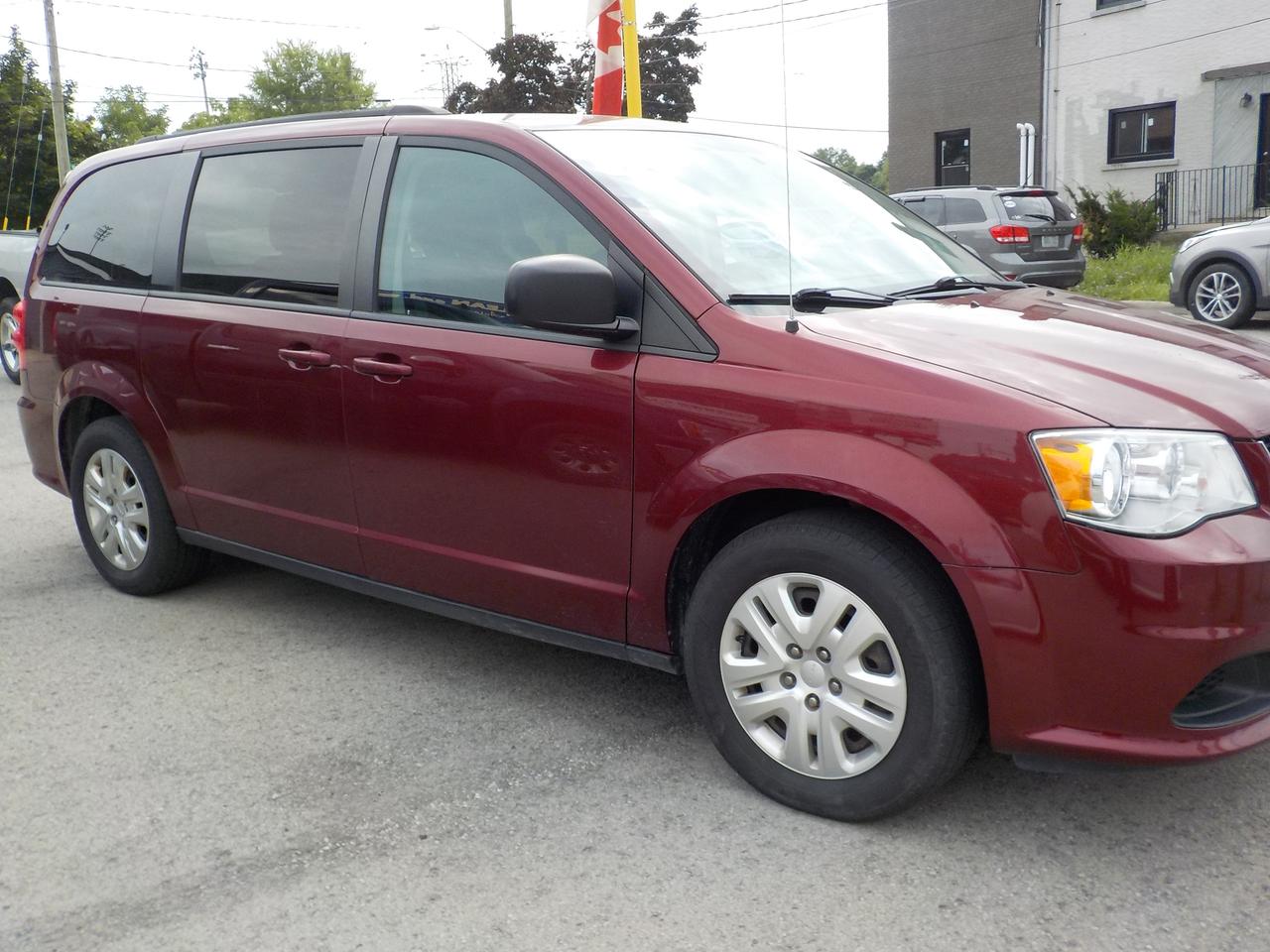 2018 Dodge Grand Caravan  Photo3