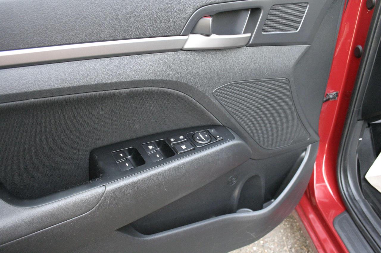 2018 Hyundai Elantra GL AUTO - Photo #21