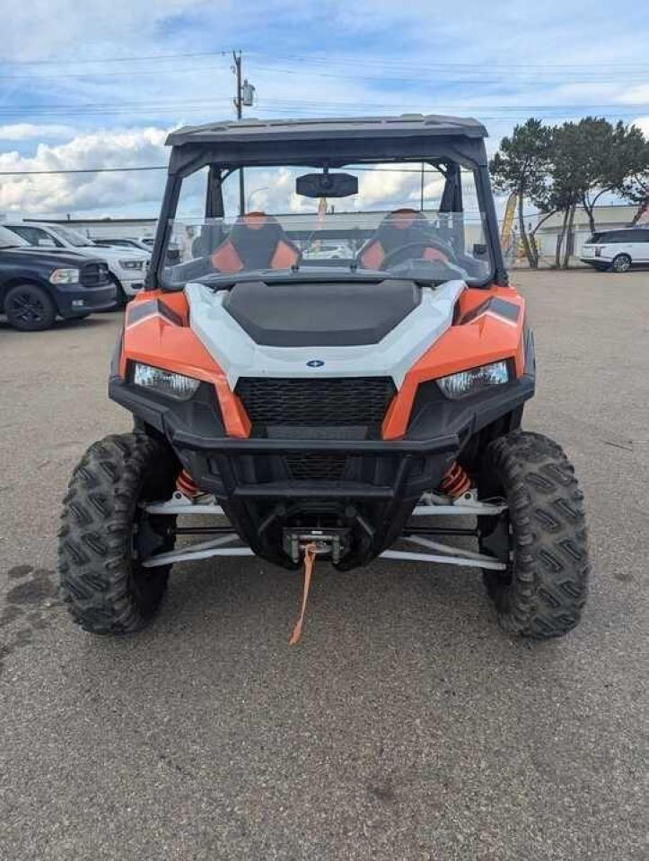 2016 Polaris Utility GENERAL 1000 EPS $121 B/W - Photo #2