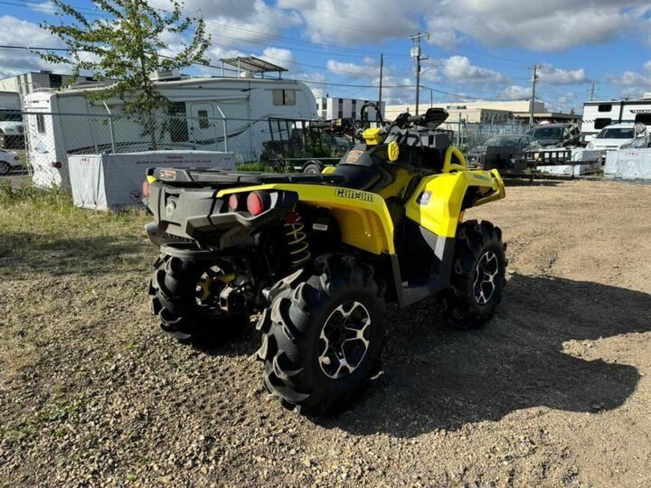 2019 CAN AM Outlander650 XMR EPS $95 B/W - Photo #6