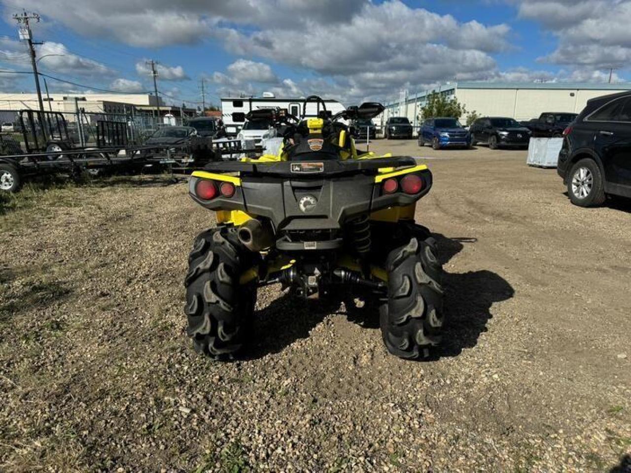 2019 CAN AM Outlander650 XMR EPS $95 B/W - Photo #7