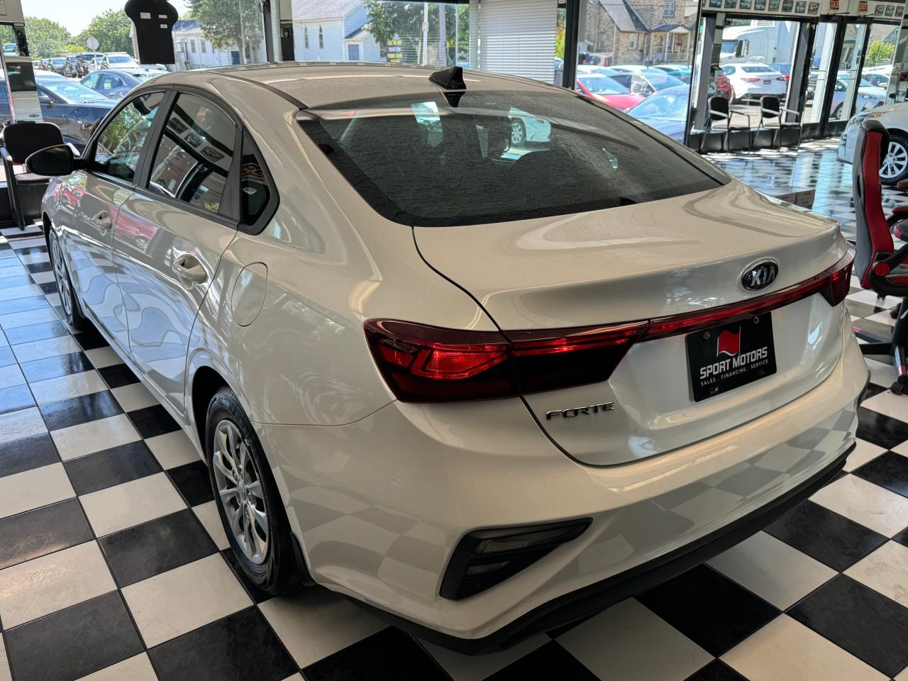2020 Kia Forte LX+New Tires+Camera+Heated Seats+CLEAN CARFAX - Photo #5
