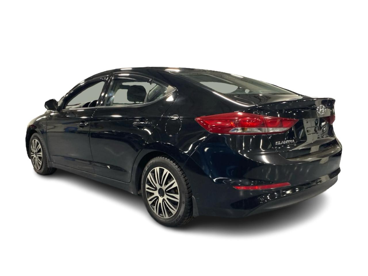 2017 Hyundai Elantra 4dr Sdn MANUAL, NO AC Photo