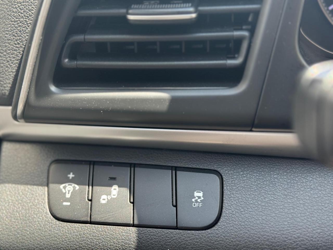 2020 Hyundai Elantra AUTO BLIND SPOT BACKUP CAM BT HEATED SEAT&STEERING - Photo #16