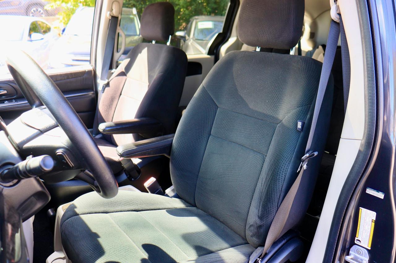 2011 Dodge Grand Caravan SXT | Full Stow & Go | Cold Air | Tinted | Runs A1 Photo47