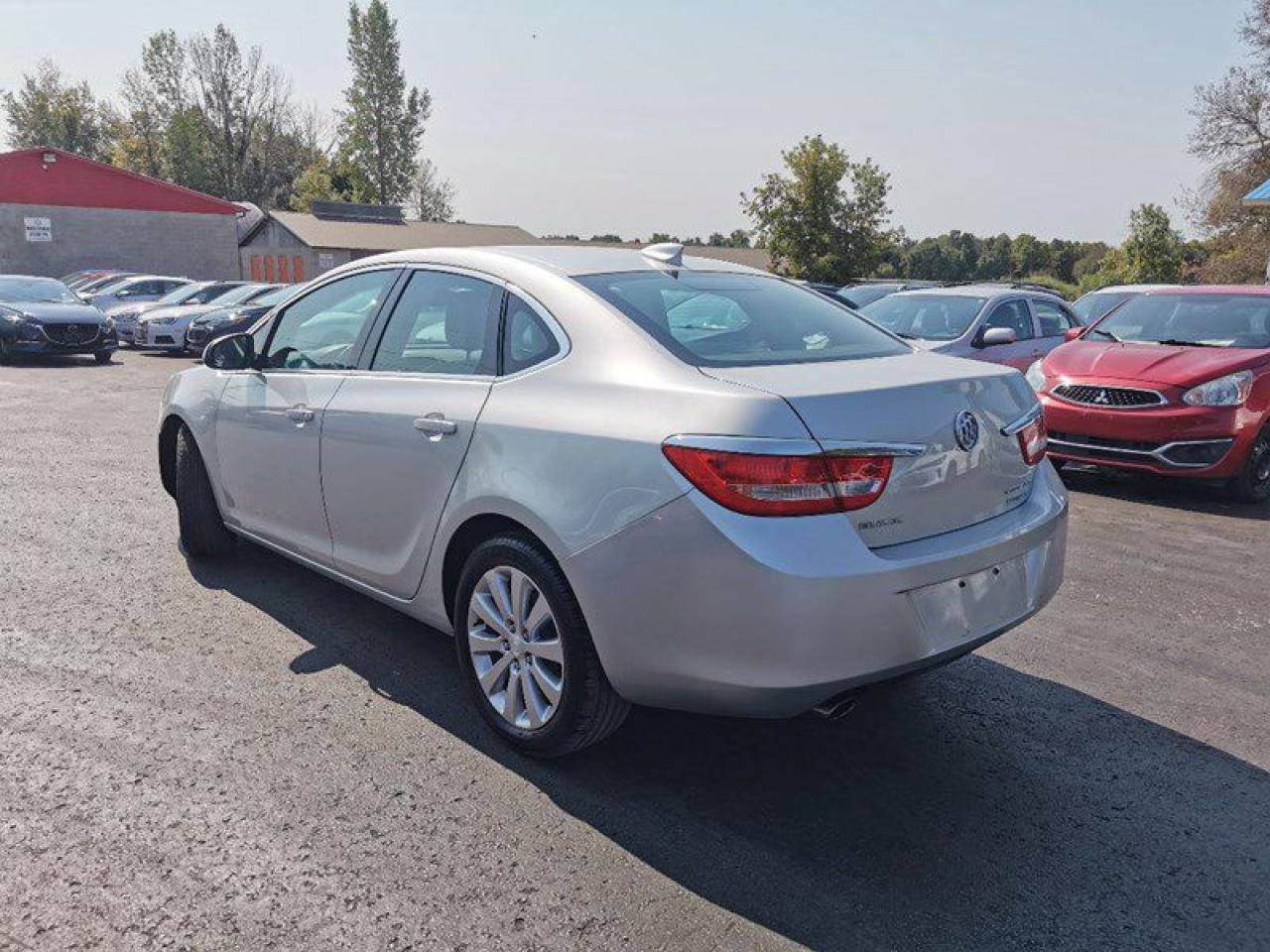 2017 Buick Verano 1SV 2.4L - Photo #3