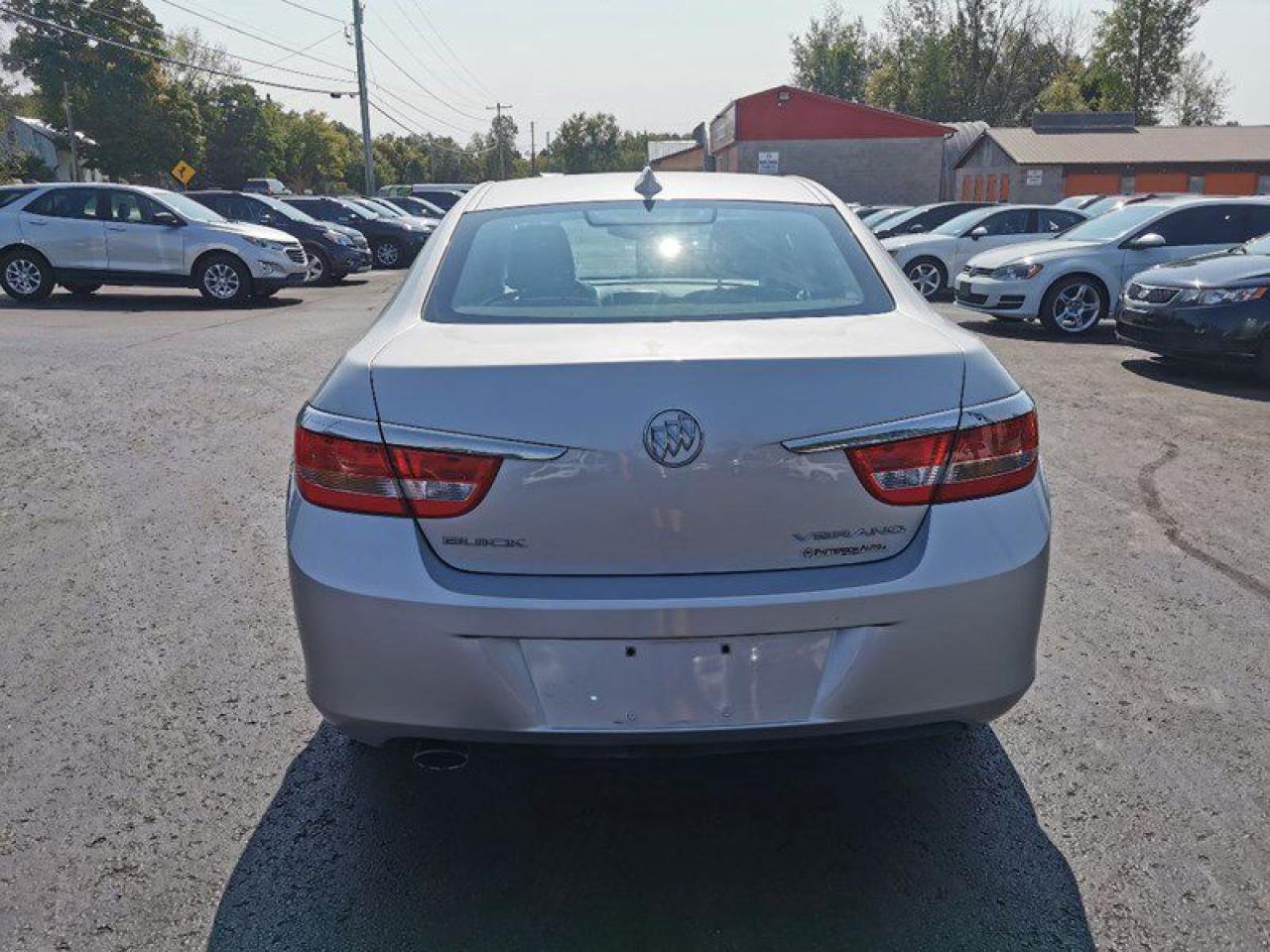 2017 Buick Verano 1SV 2.4L - Photo #4