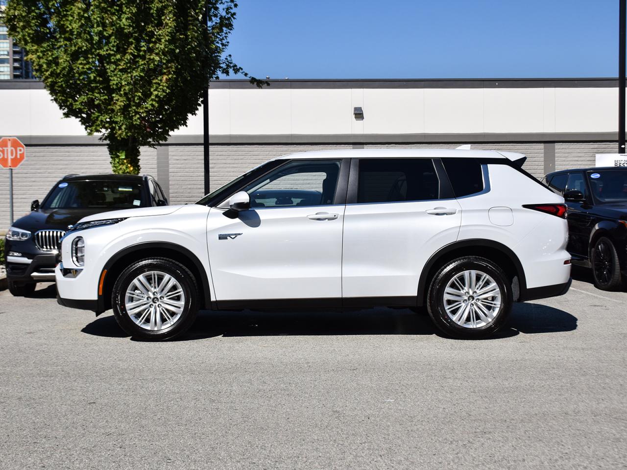 New 2025 Mitsubishi Outlander Phev ES - Heated Seats, Apple Carplay/Android Auto for sale in Coquitlam, BC