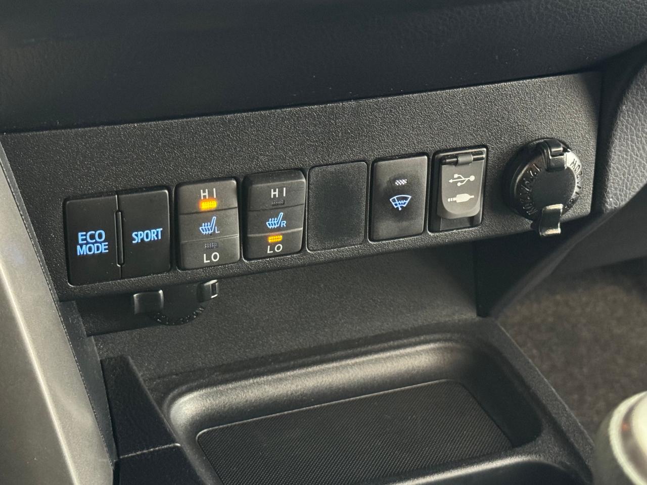 2016 Toyota RAV4 Limited+Roof+GPS+Leather+Weather TECH+CLEAN CARFAX - Photo #34