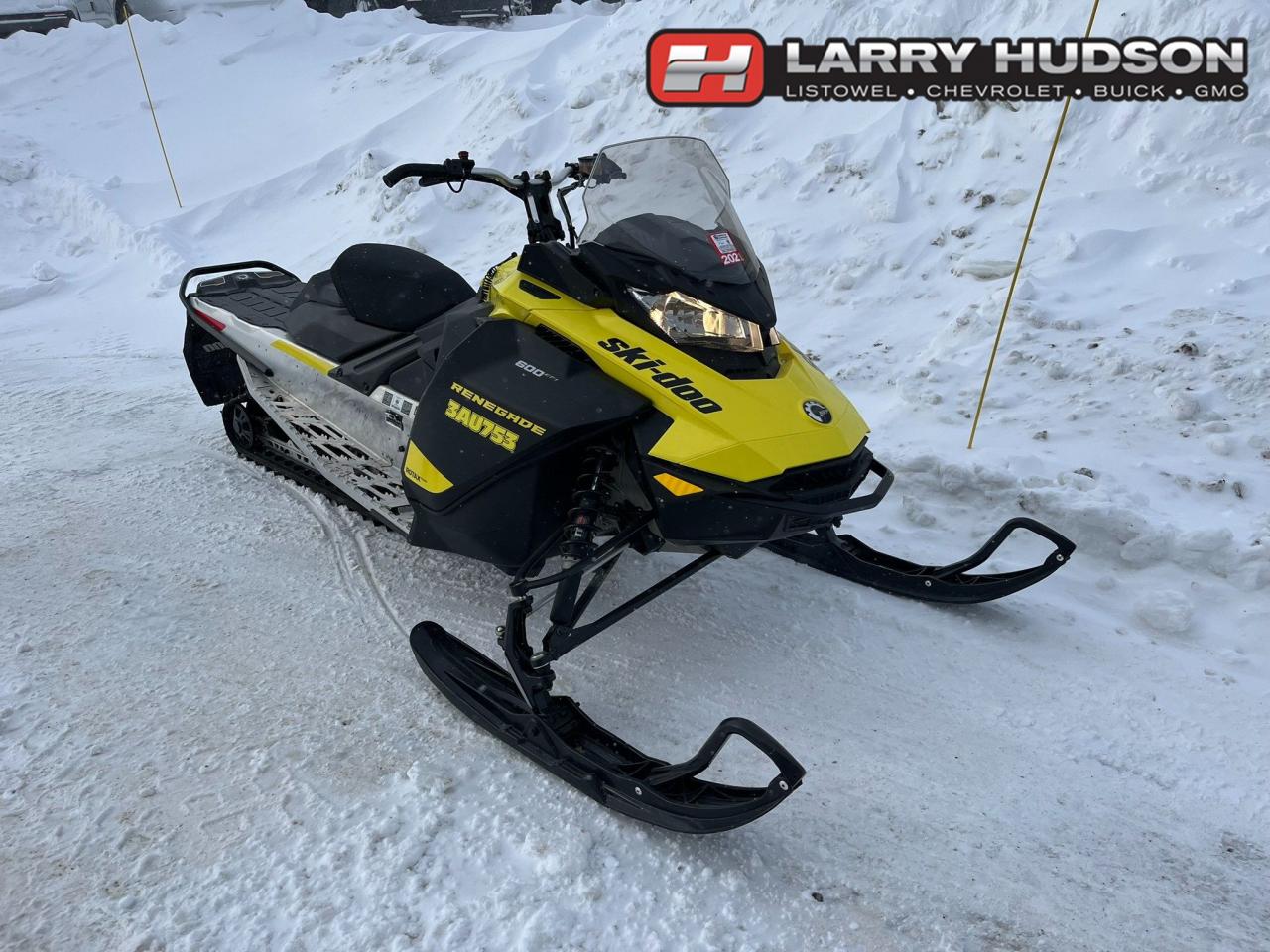 Used 2021 Ski-Doo Renegade Sport 600 EFI Like brand new | Only 1,109 KMs! for sale in Listowel, ON