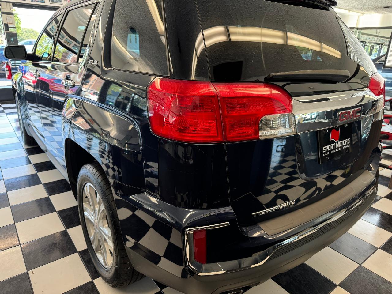 2017 GMC Terrain SLE+Camera+Heated Seats+Bluetooth+New Tires+Brakes - Photo #32