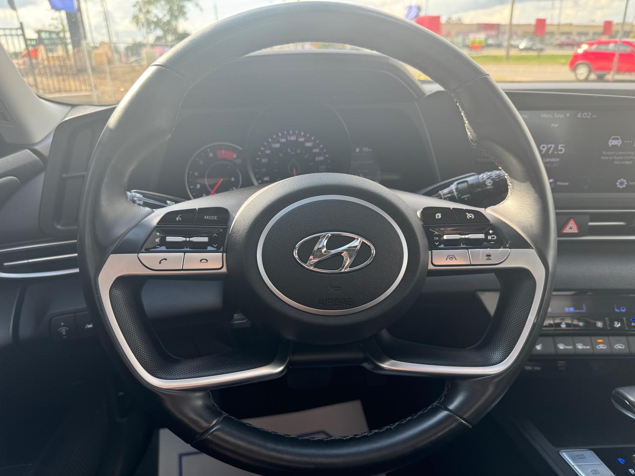 2021 Hyundai Elantra Ultimate - Photo #13