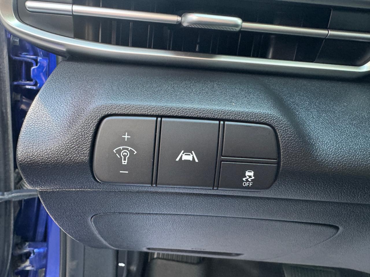 2021 Hyundai Elantra Ultimate - Photo #12