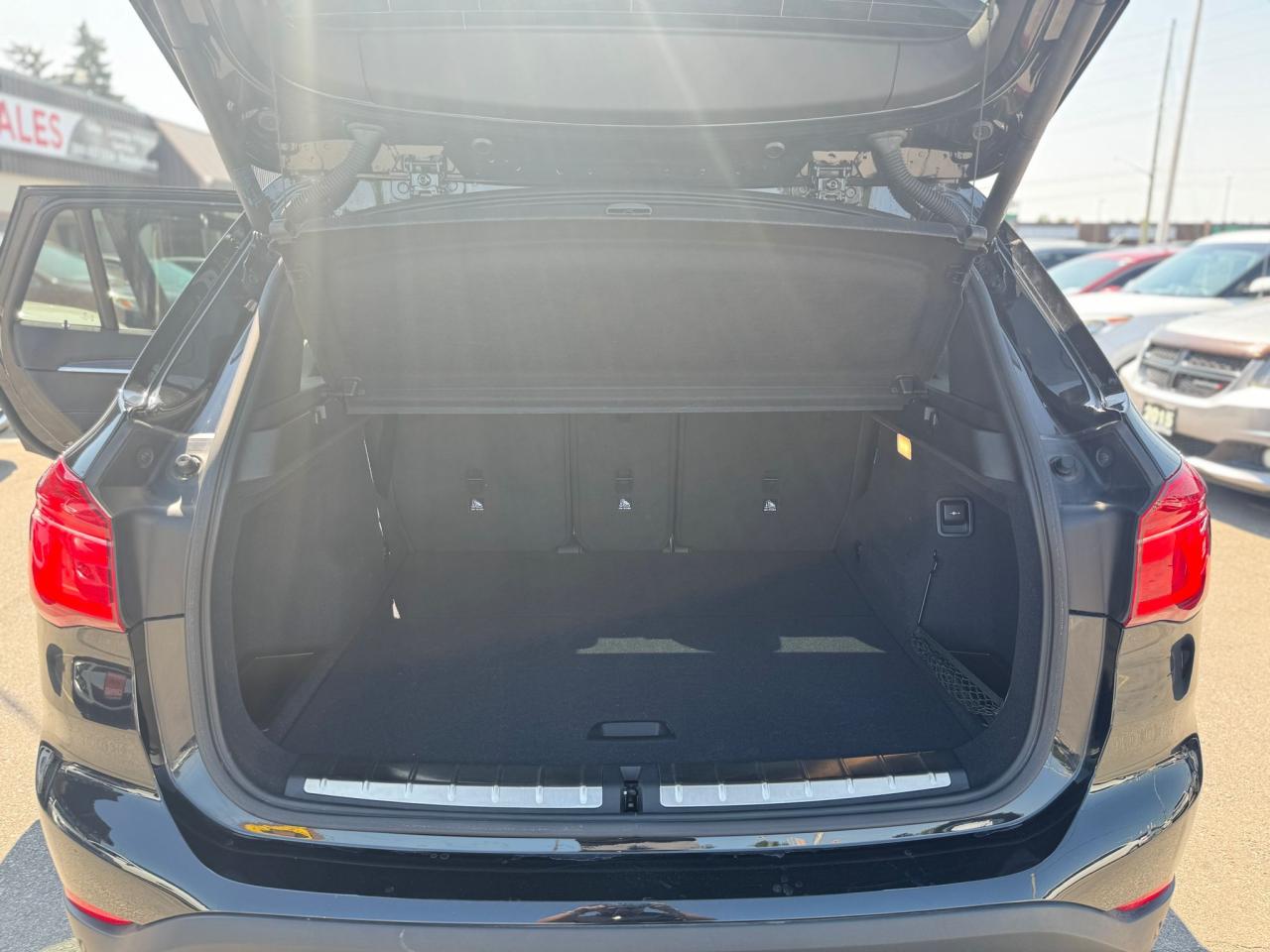 2018 BMW X1 AUTO AWD LOW KM NO ACCIDENT ONE OWNER NAVIGATION - Photo #12