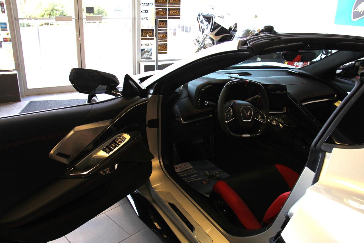 2024 Chevrolet Corvette 2dr Z06 Conv w/3LZ - Photo #11