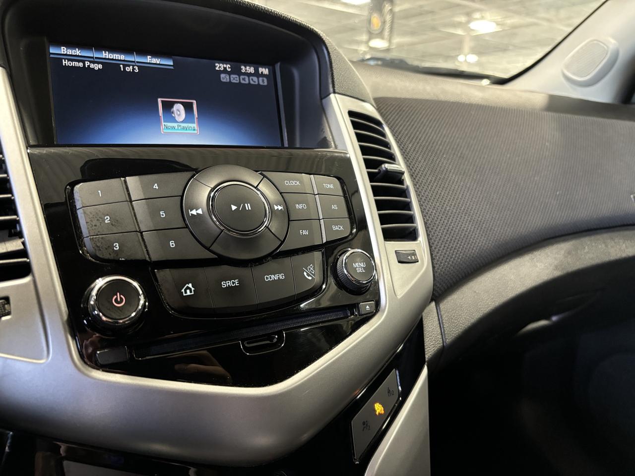 2015 Chevrolet Cruze 1LT|DAIWHEELS|TOWINGHITCH|SIRIUSXM|BACKUPCAMERA|++ - Photo #12