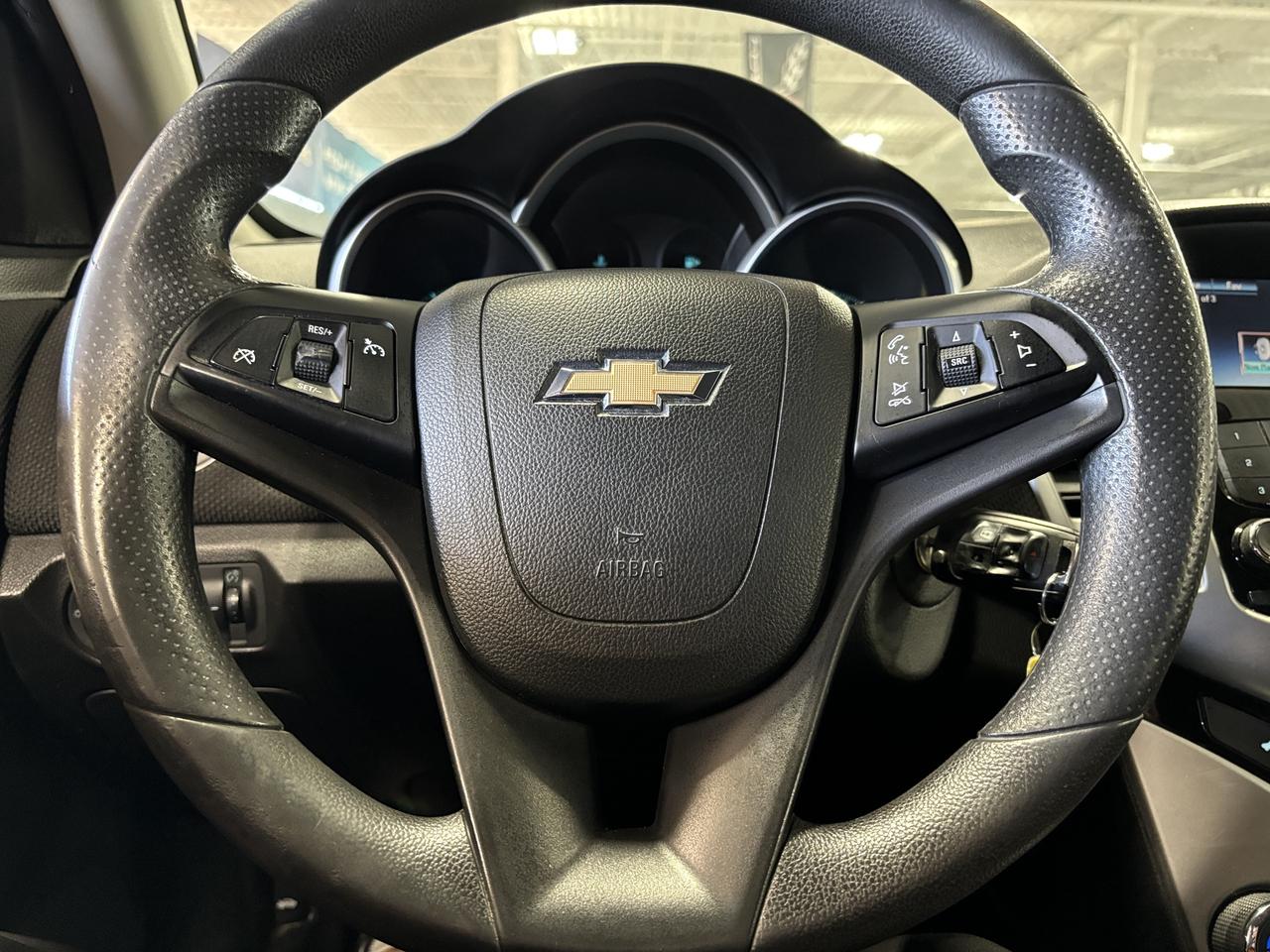 2015 Chevrolet Cruze 1LT|DAIWHEELS|TOWINGHITCH|SIRIUSXM|BACKUPCAMERA|++ Photo