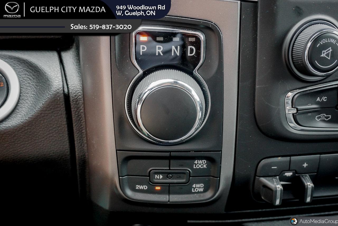 2022 RAM 1500 Ram Classic Crew Cab 4x4 (DS) SLT (140.5 WB 5'7 Box) SWB Photo