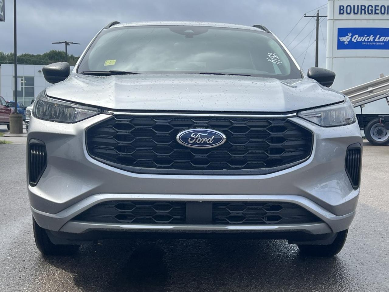 2024 Ford Escape ST-Line AWD Photo2