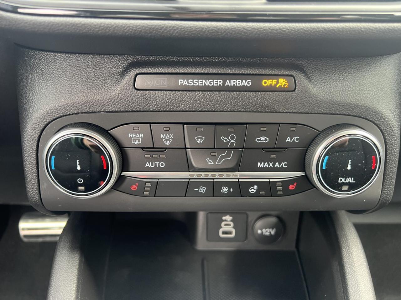 2024 Ford Escape ST-Line AWD Photo