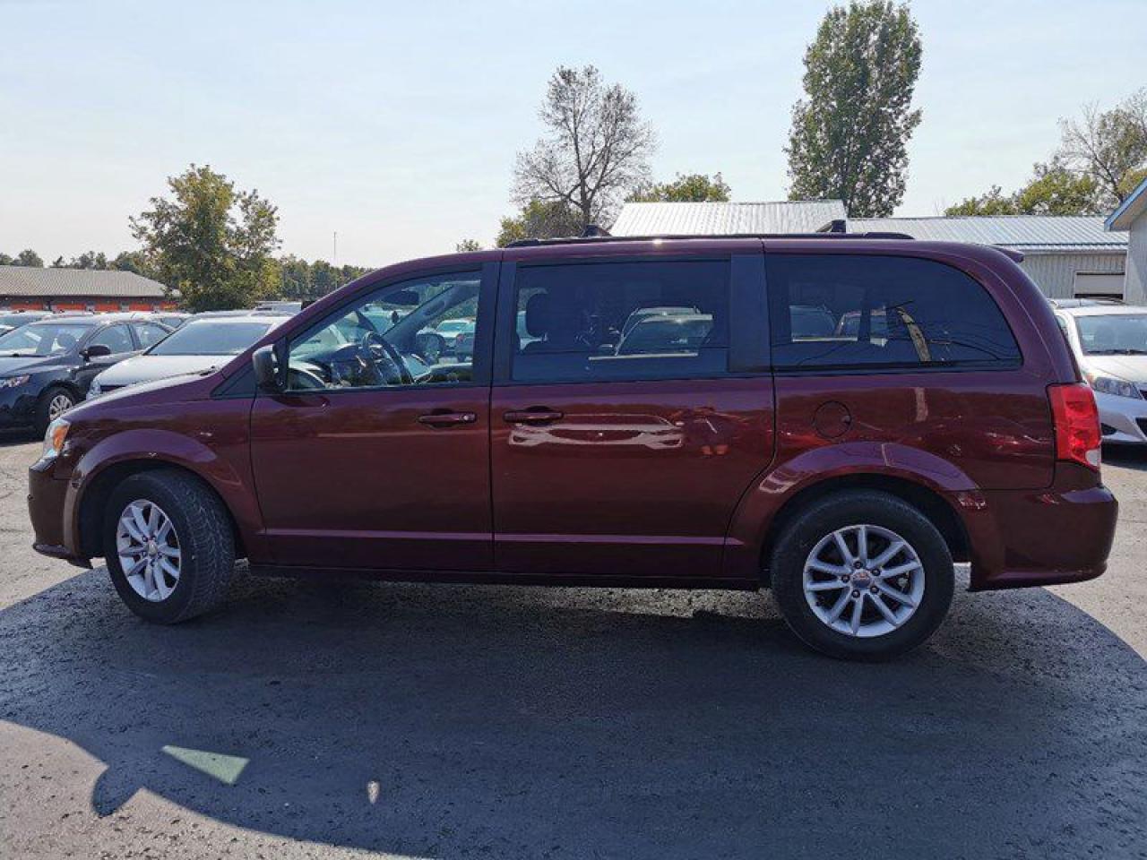 2018 Dodge Grand Caravan SE - Photo #2