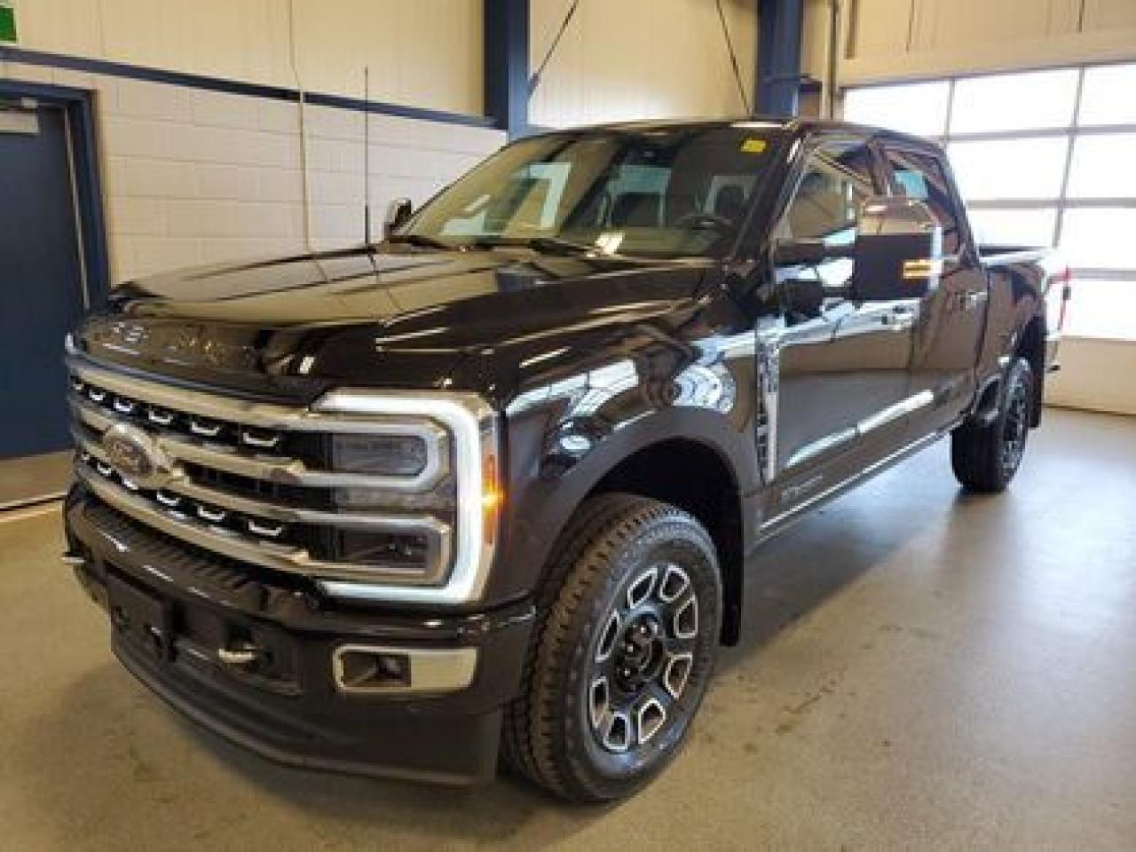 New 2024 Ford F-350 PLATINUM /FX4 OFF-ROAD PACKAGE for sale in Moose Jaw, SK