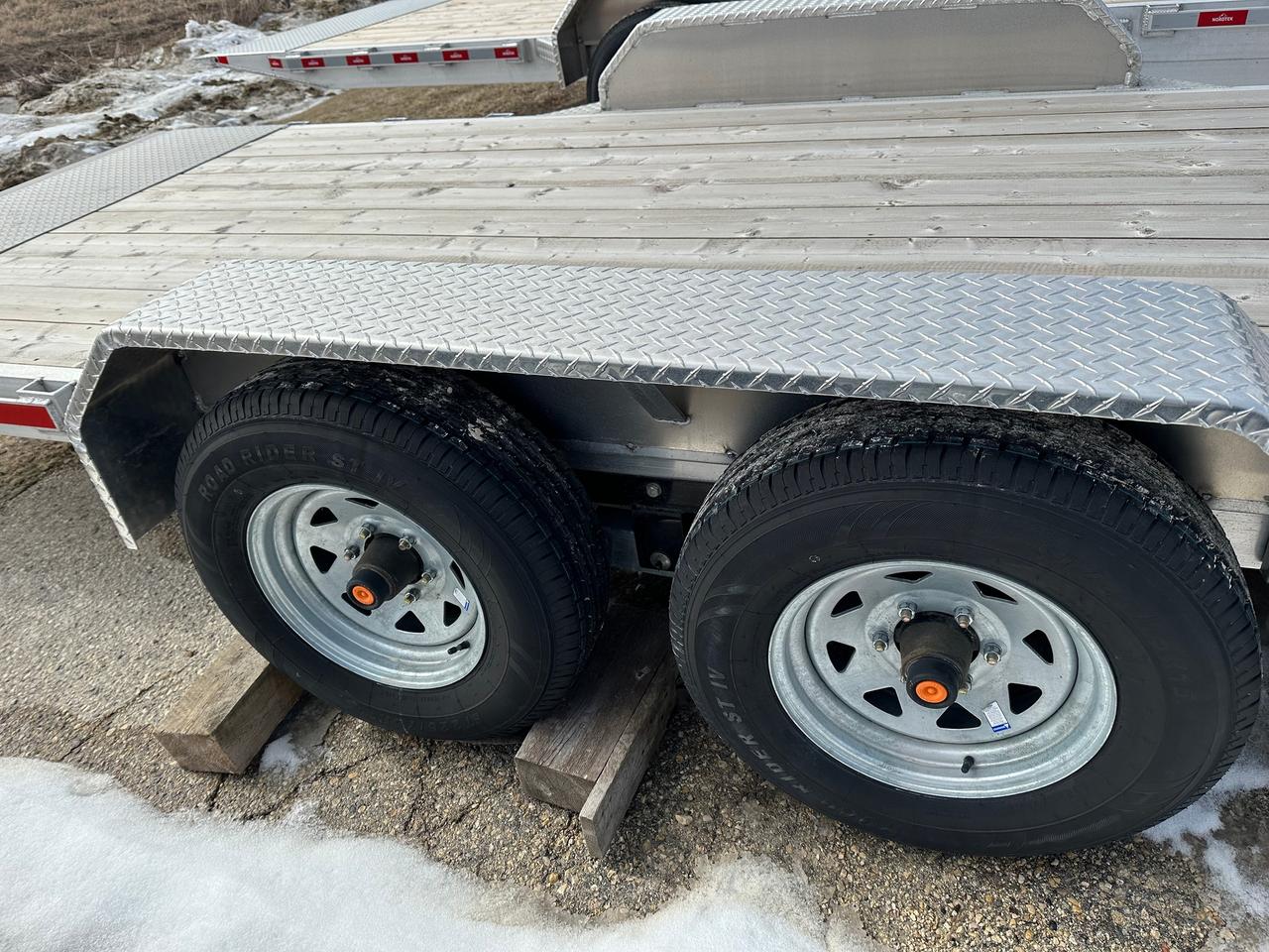 2025 Nordtek Tilting Open Deck 82" X 20' Nordtek Tilting Car Hauler Photo5