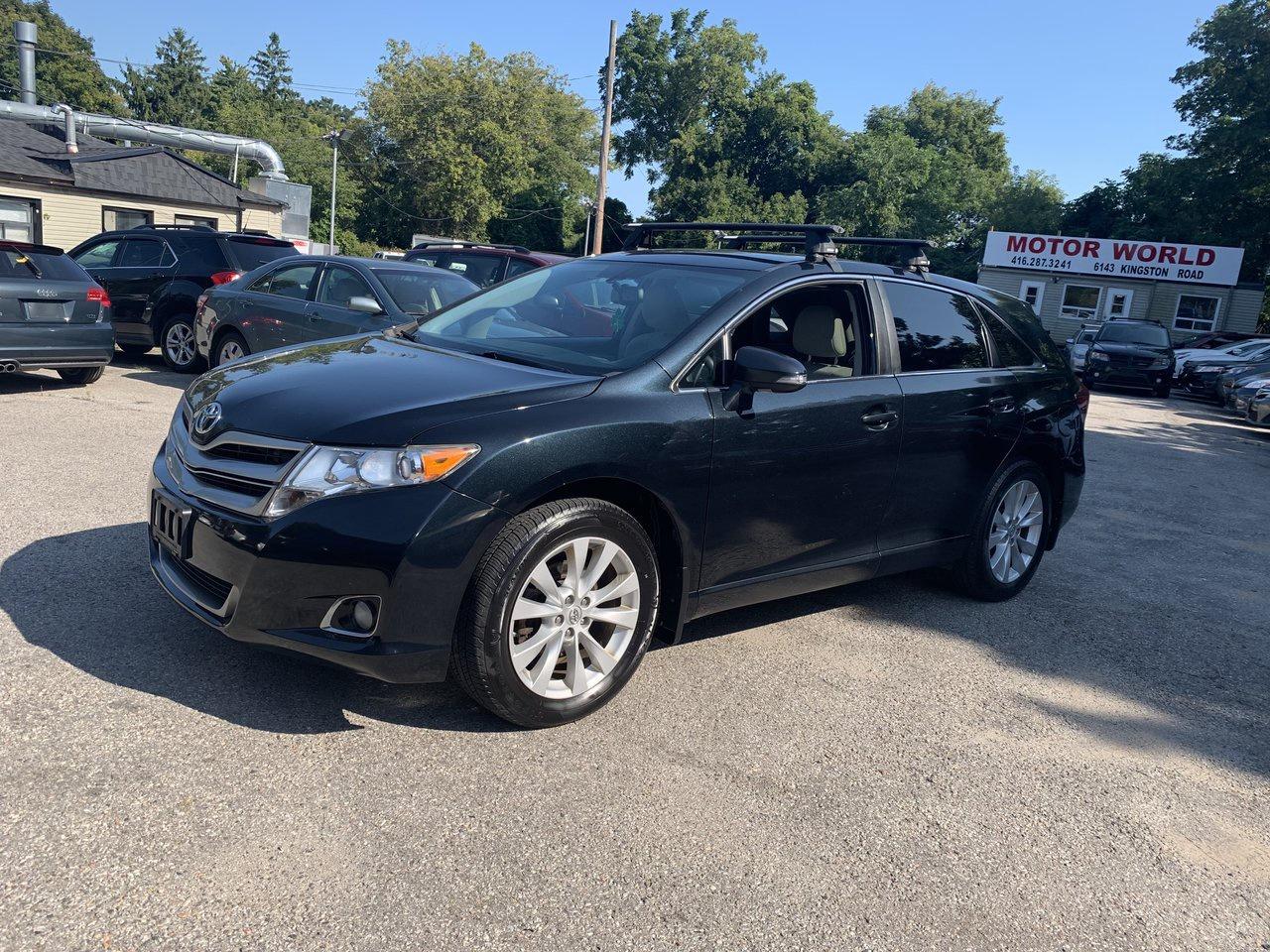 2013 Toyota Venza LE - Photo #2