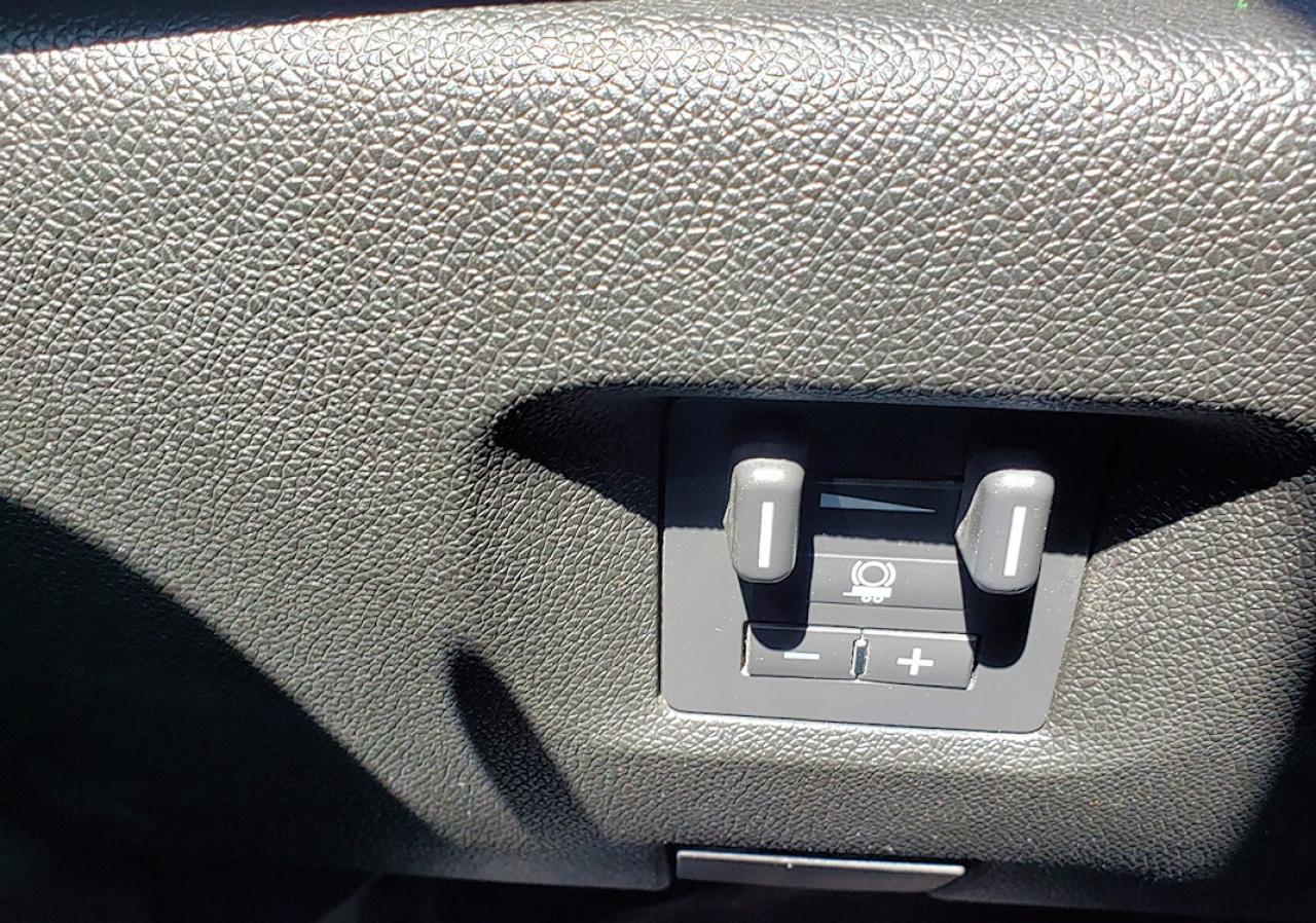2008 GMC Sierra 2500 SLE only 151,456 km Duramax - Photo #16