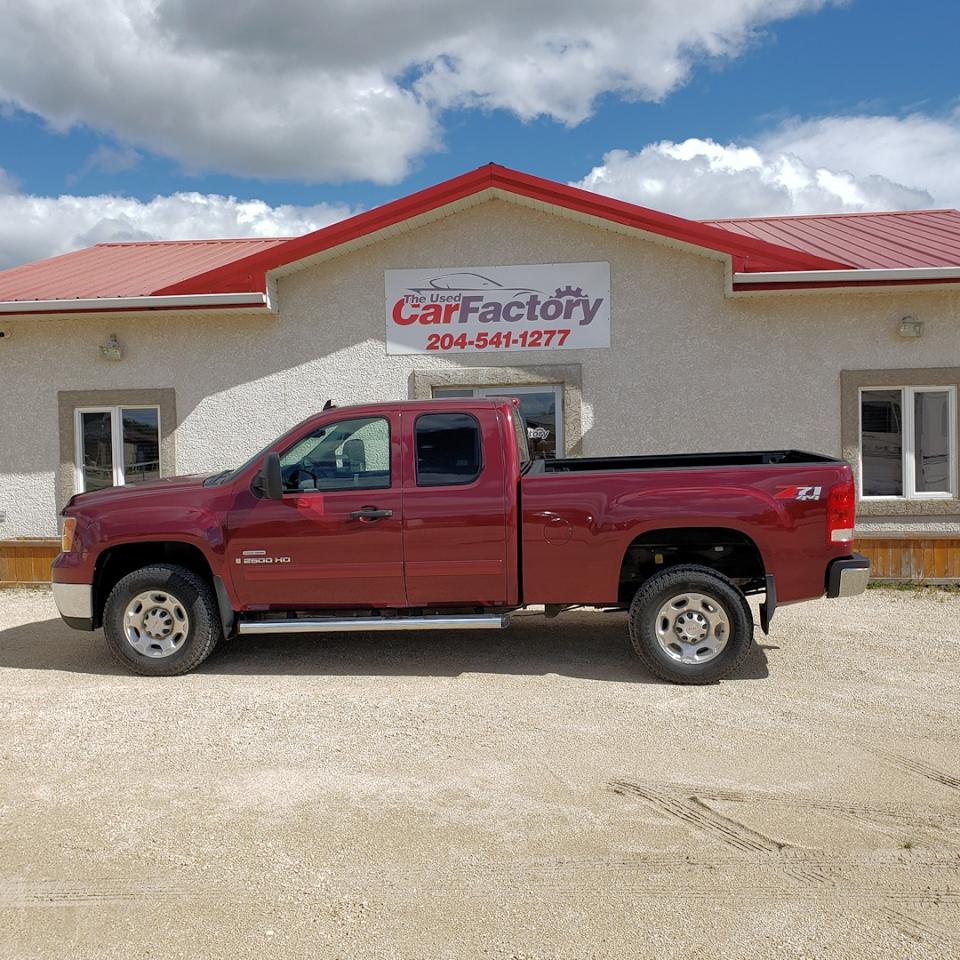2008 GMC Sierra 2500 SLE only 151,456 km Duramax - Photo #2